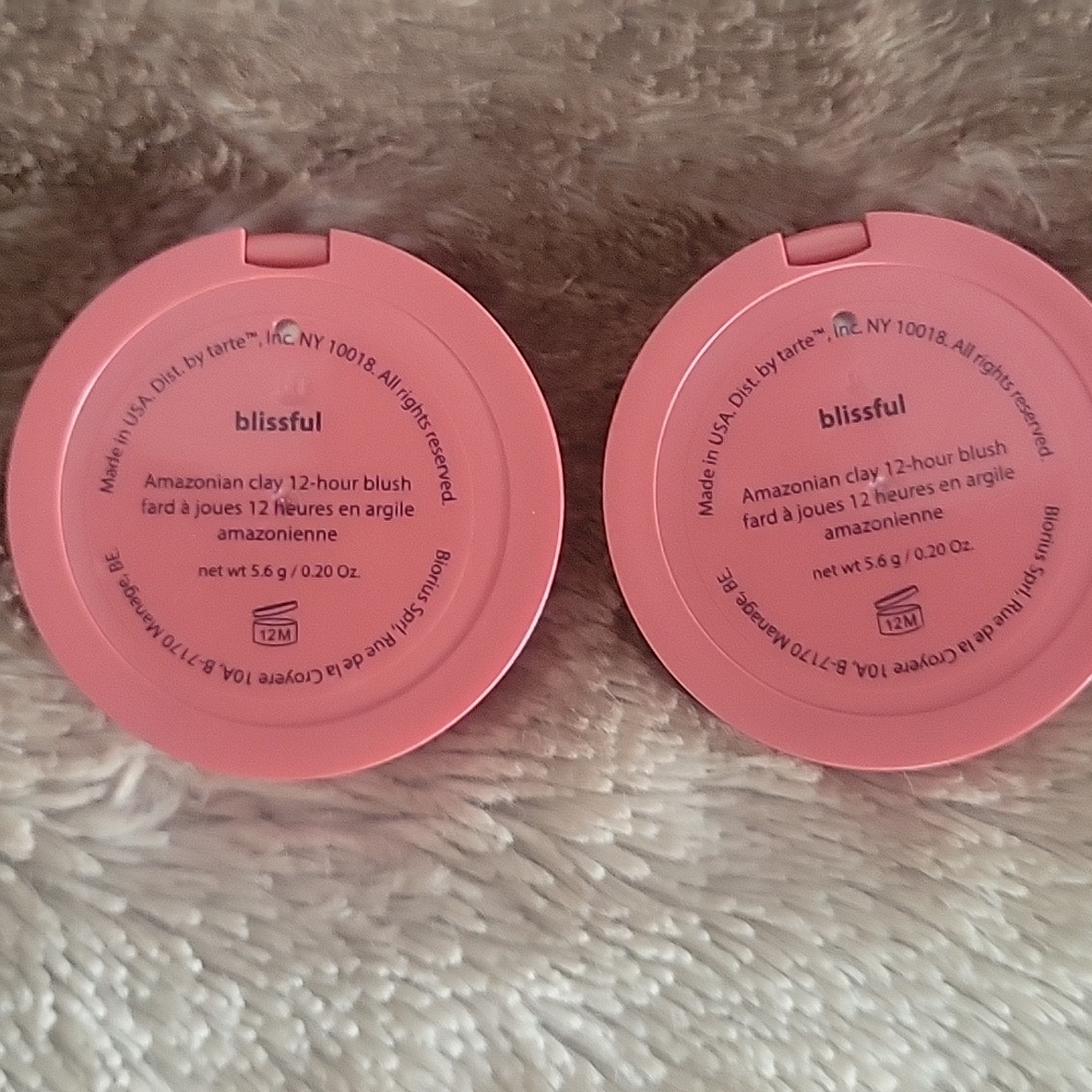 Blush and Bronzer - Picture 4 of 4